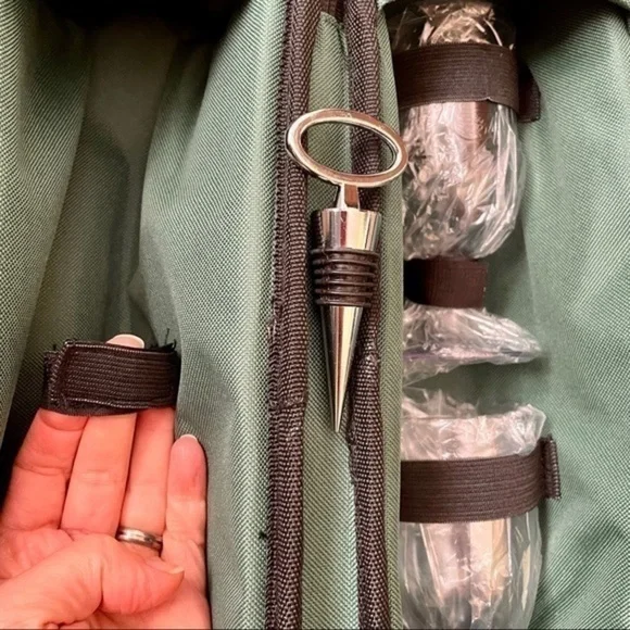 Insulated Wine Tote Portable Caddy Set Travel Bag Picnic Kit - Picture 5 of 7